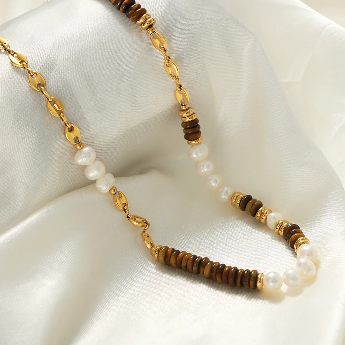 Elegant Vacation Color Block Freshwater Pearl Tiger Eye Titanium Steel Beaded Patchwork Plating 18k Gold Plated Bracelets Necklace