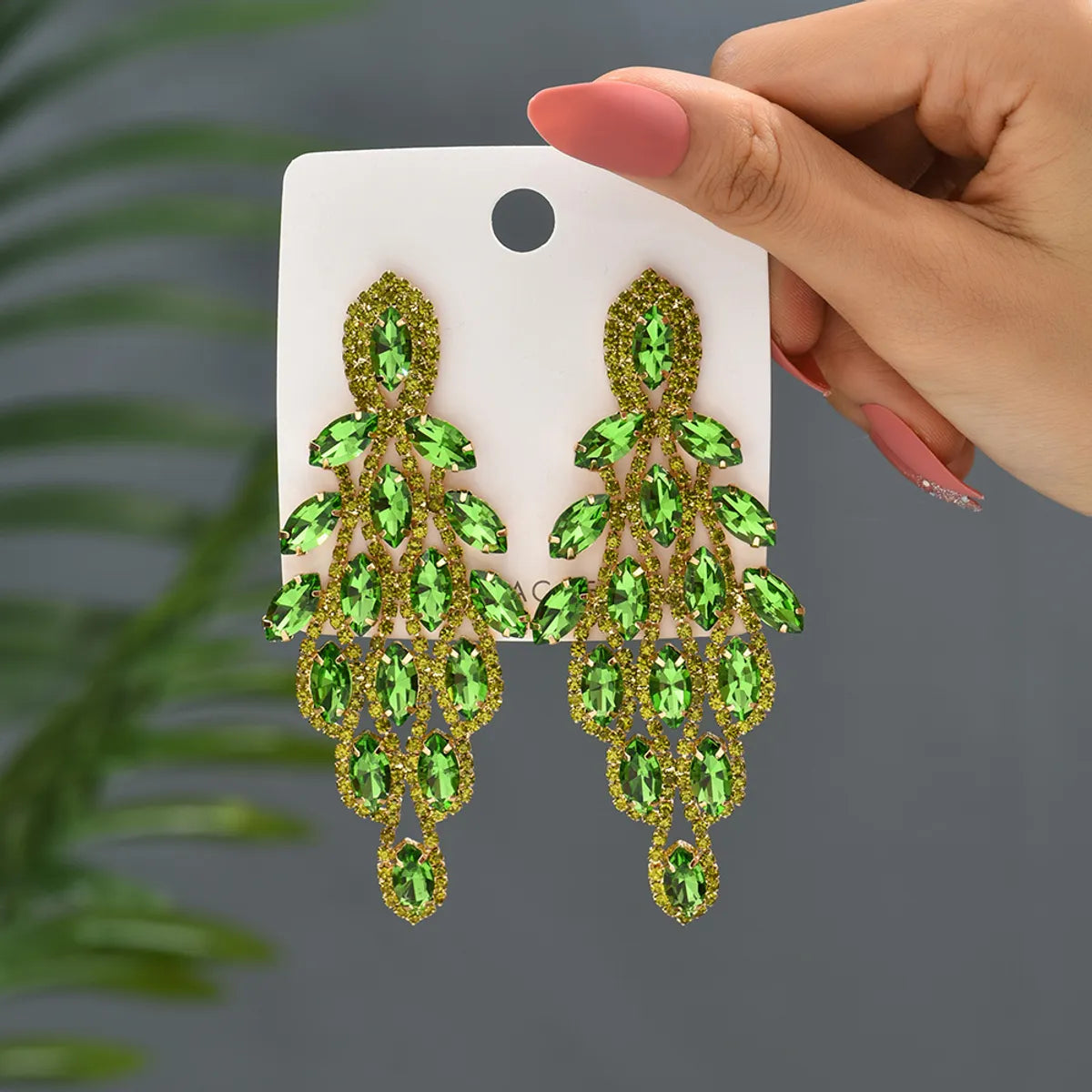 1 Pair Elegant Vacation Leaves Hollow Out Inlay Copper Alloy Artificial Gemstones Drop Earrings