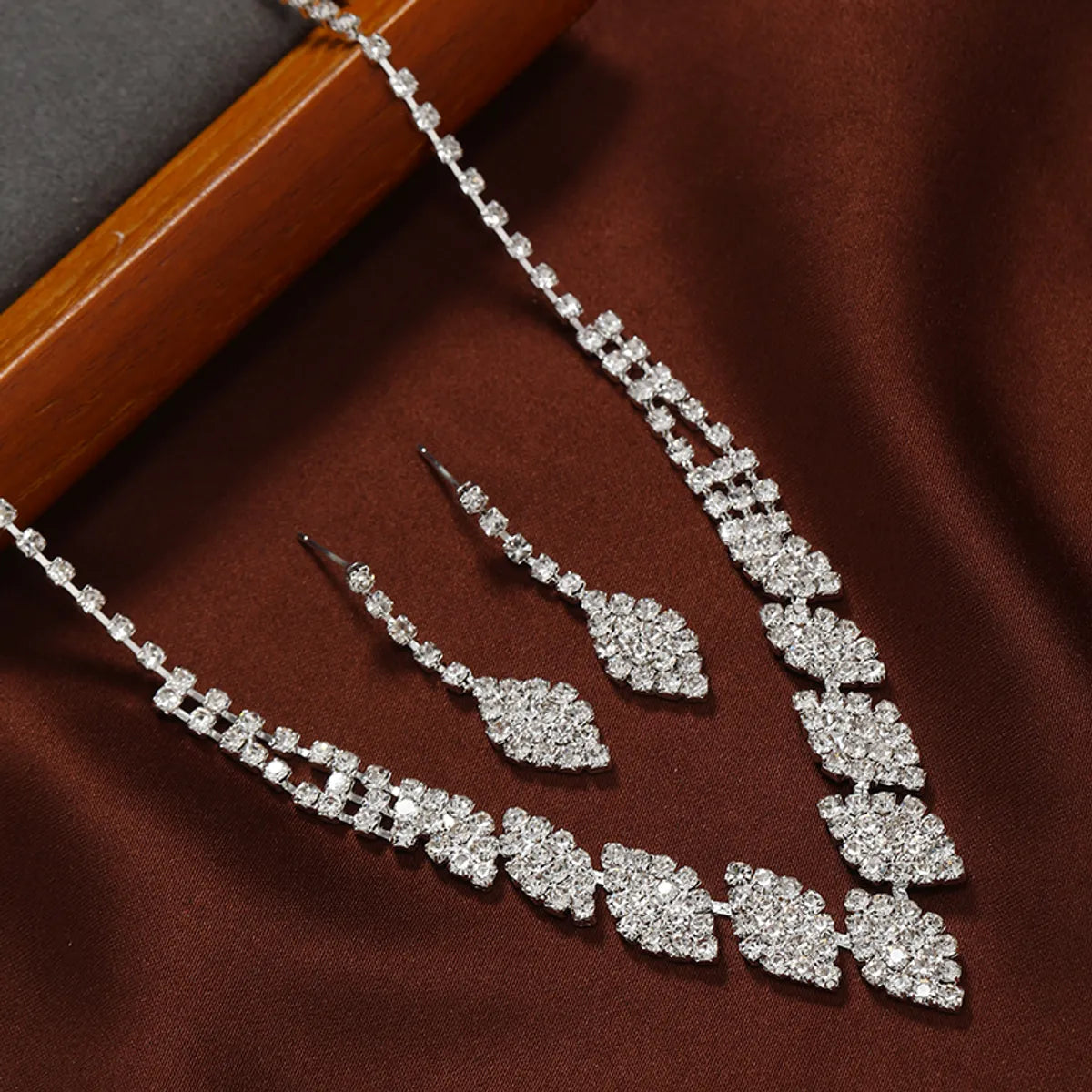 Elegant Wedding Bridal Rhombus Alloy Inlay Rhinestones Women's Earrings Necklace