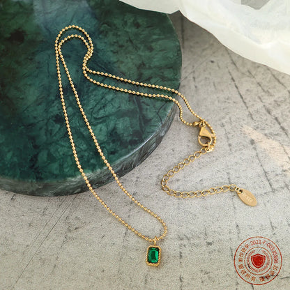 Hot Selling Emerald Zircon Micro-inlaid Craft Necklace Titanium Steel Plated 18k Real Gold Necklace Video P067