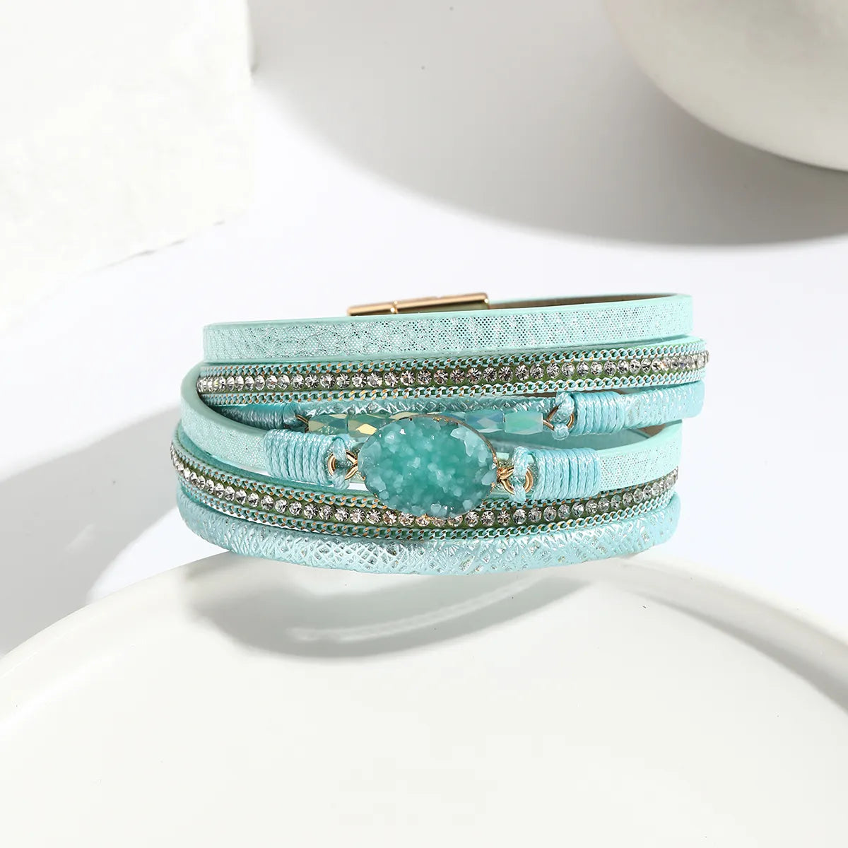 Ethnic Style Bohemian Classic Style Geometric Oval Pu Leather Gravel Inlay Zircon Women'S Bangle