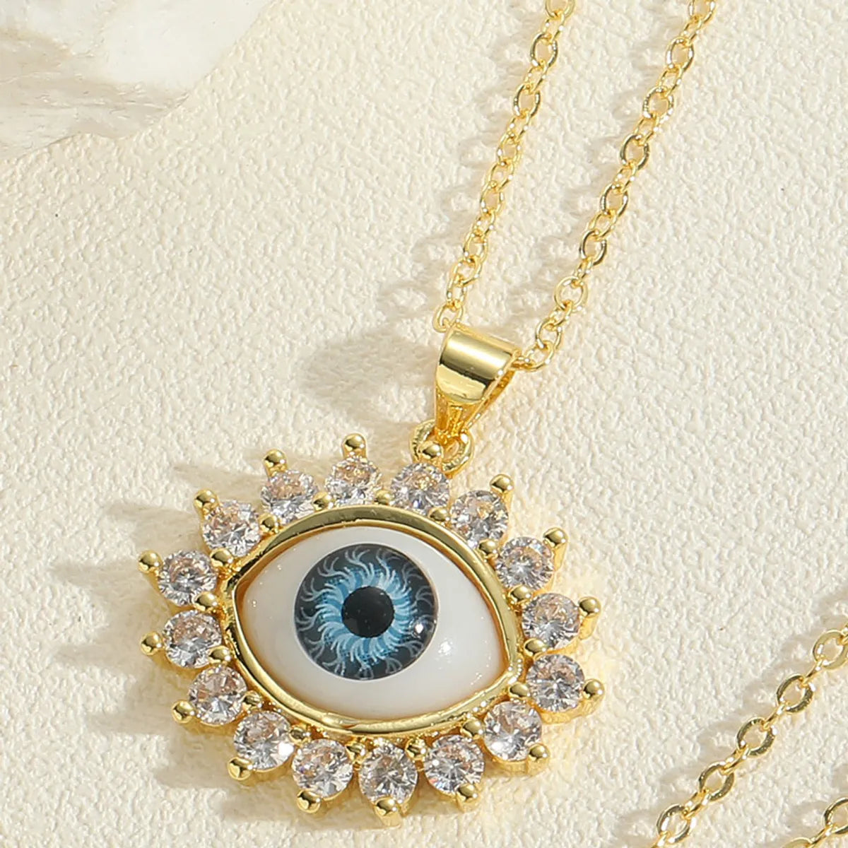 Ethnic Style Devil's Eye Brass Plating Inlay Resin 14k Gold Plated Women's Pendant Necklace