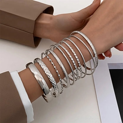 Ethnic Style Rhombus Twist Alloy Plating Women'S Bangle