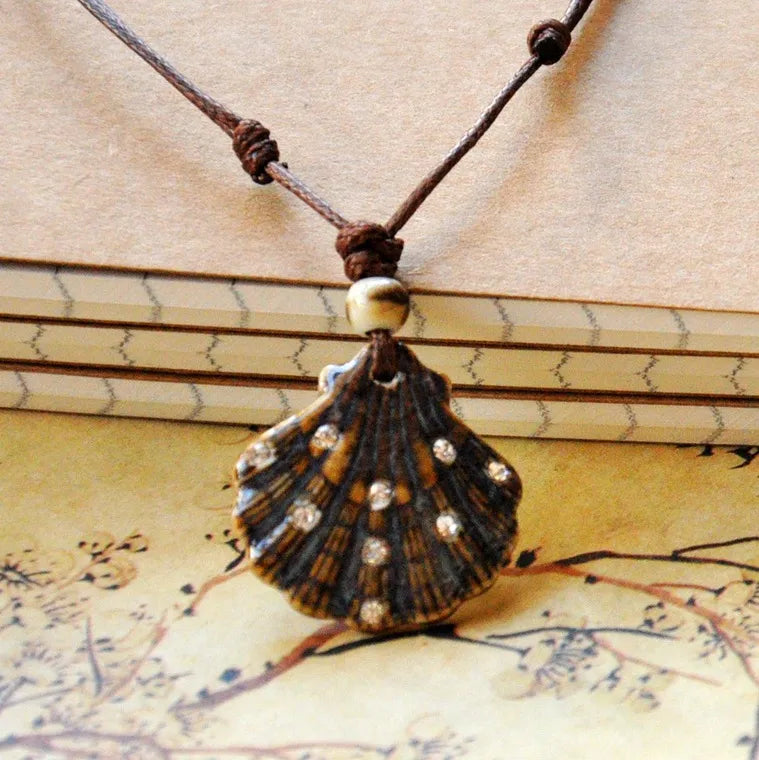 Ethnic Style Shell Ceramics Women'S Pendant Necklace