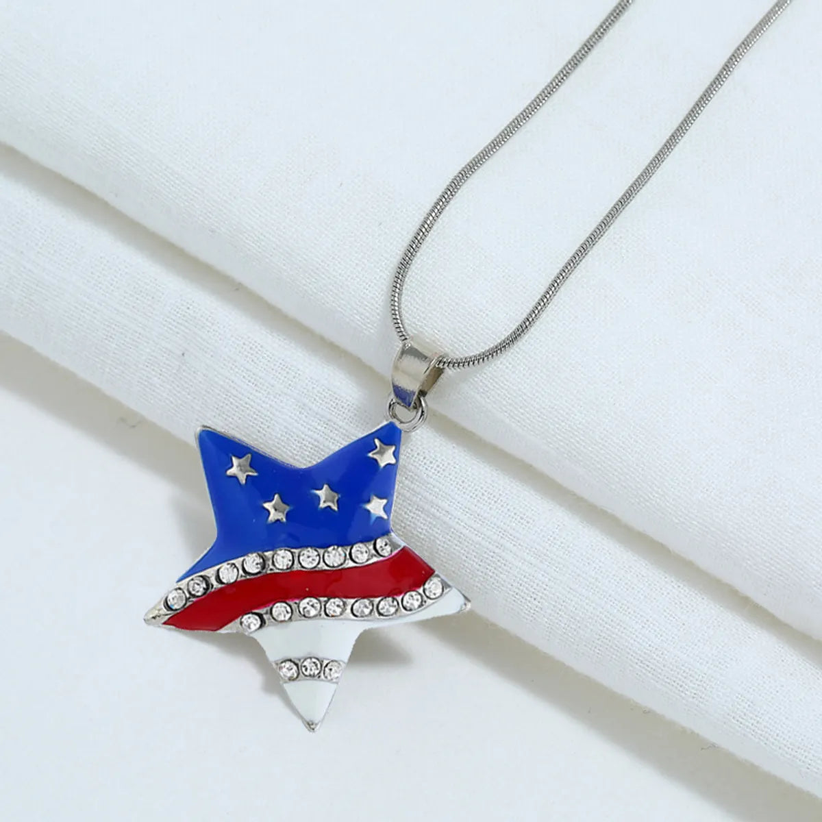 Ethnic Style Streetwear Star American Flag Alloy Enamel Inlay Artificial Diamond Independence Day Women'S Pendant Necklace