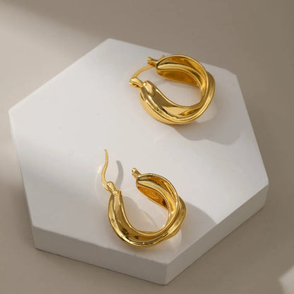 1 Pair Lady Geometric Gold Plated Copper No Inlaid Hoop Earrings