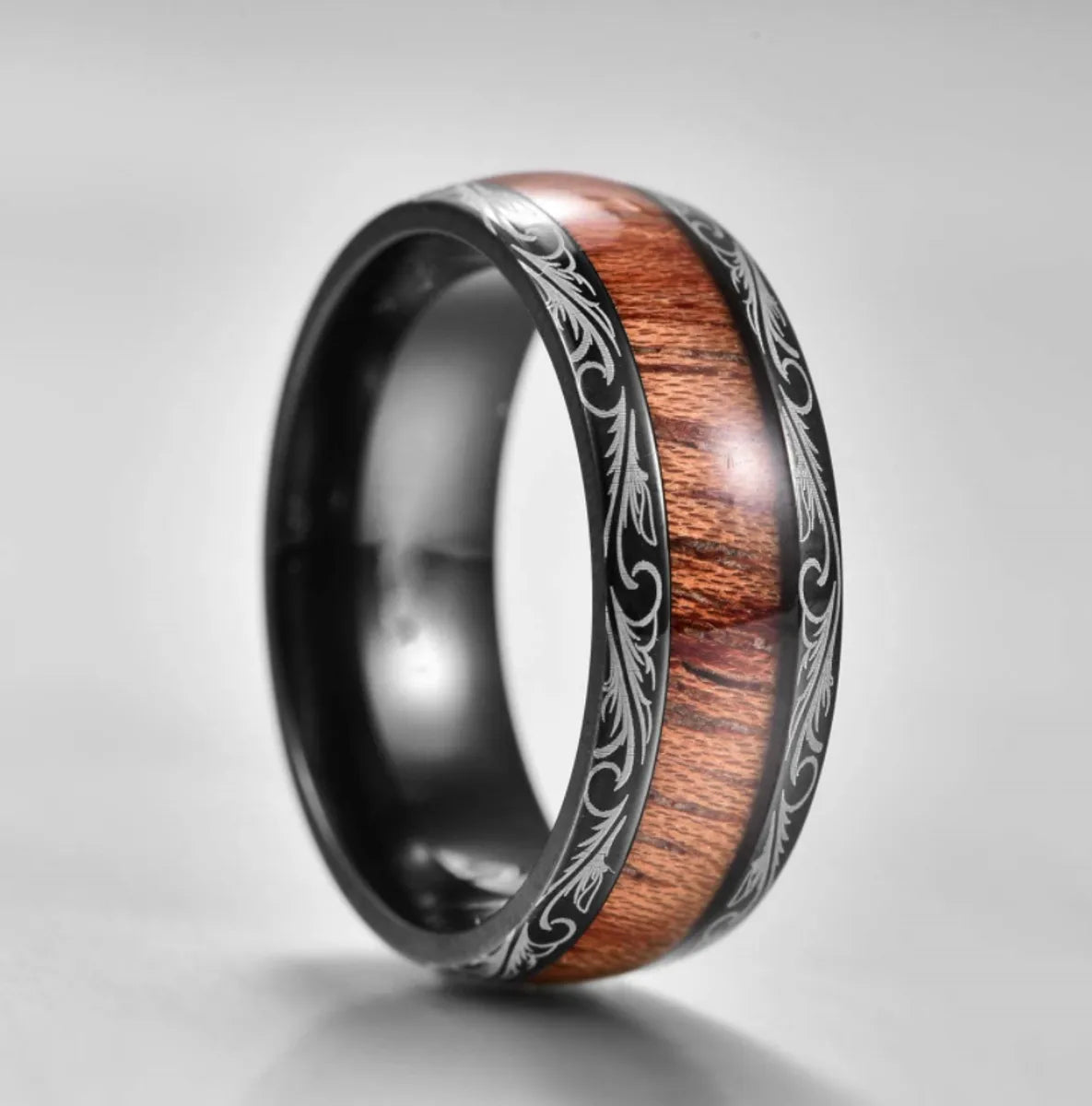 European And American Fashion New Elegant Aristocratic Black Phoenix Wood Grain Ring