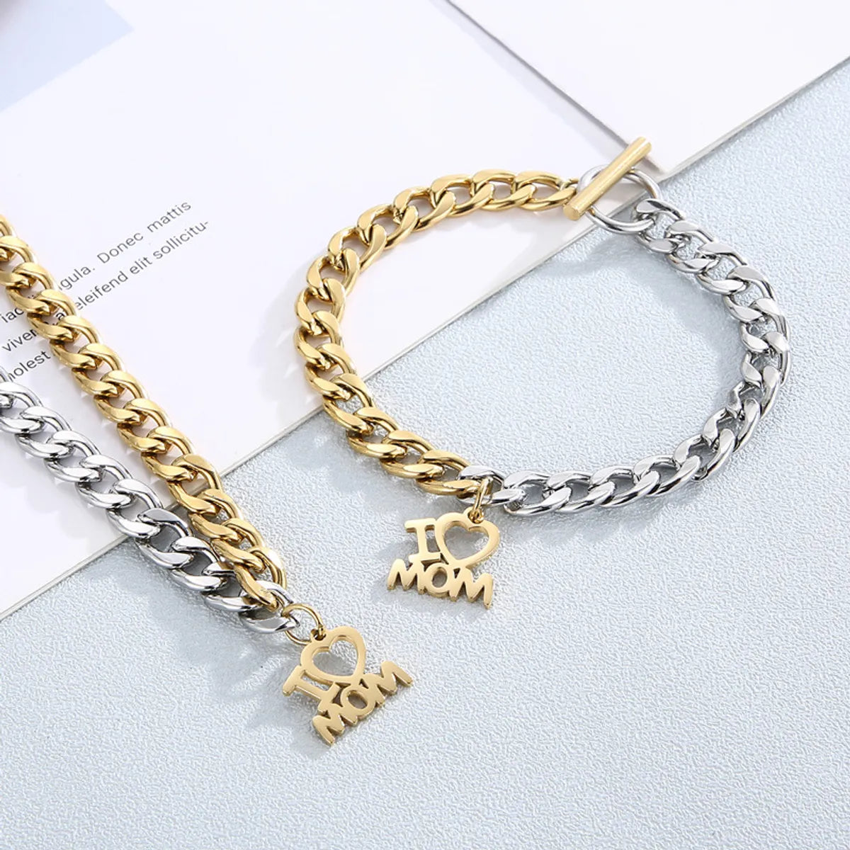 Fashion 18K Gold Plated No Inlaid Titanium Steel Wholesale