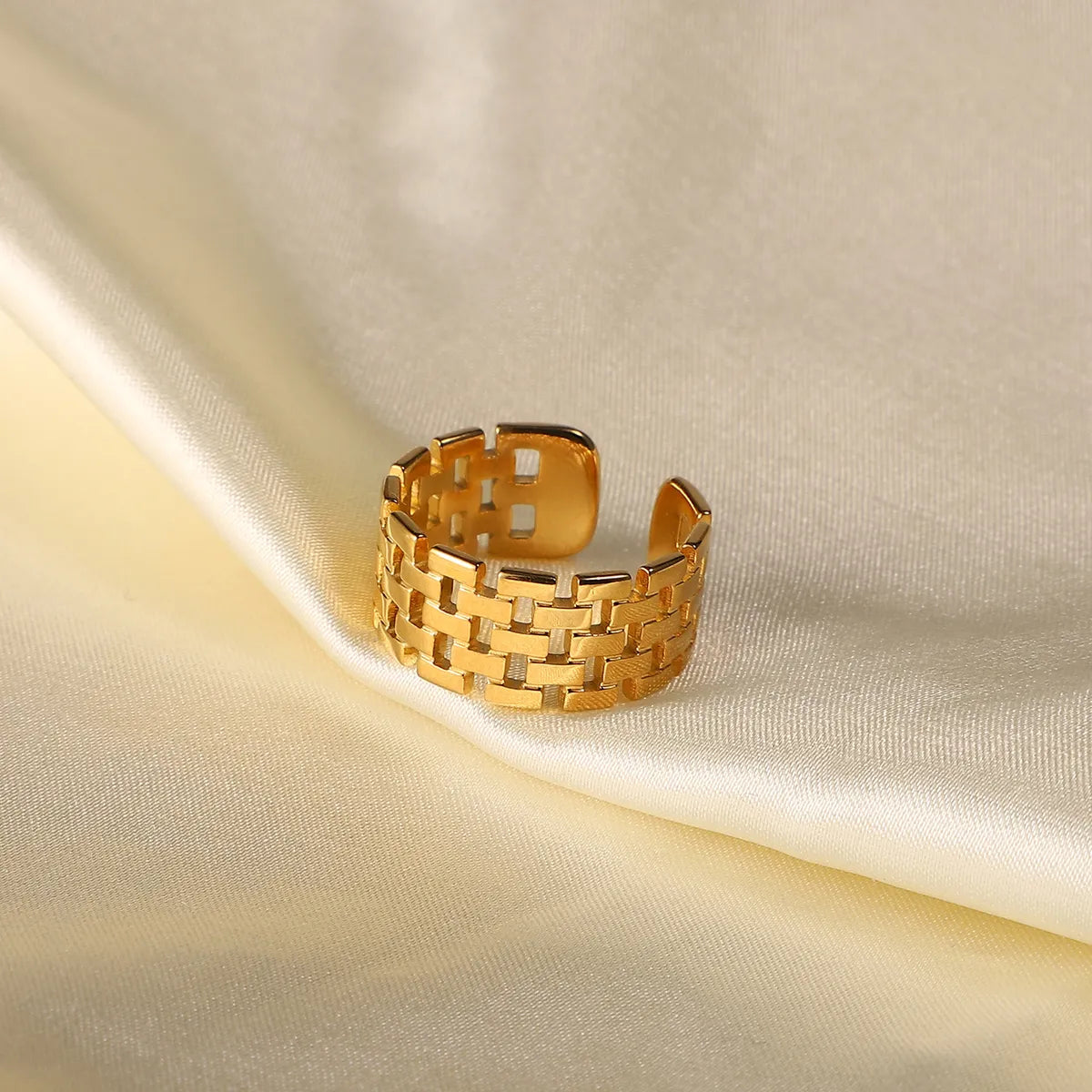 European And American Fashion Trend Open Ring 18k Gold-plated Stainless Steel Ring