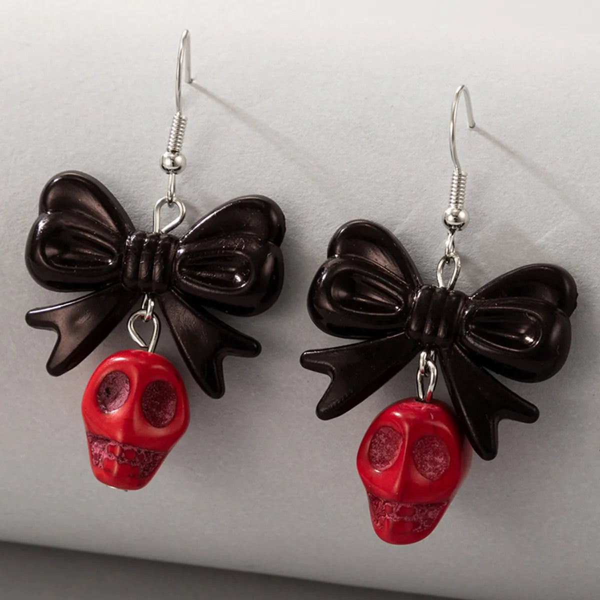 European And American Halloween Skull Spray Paint Bow Earrings