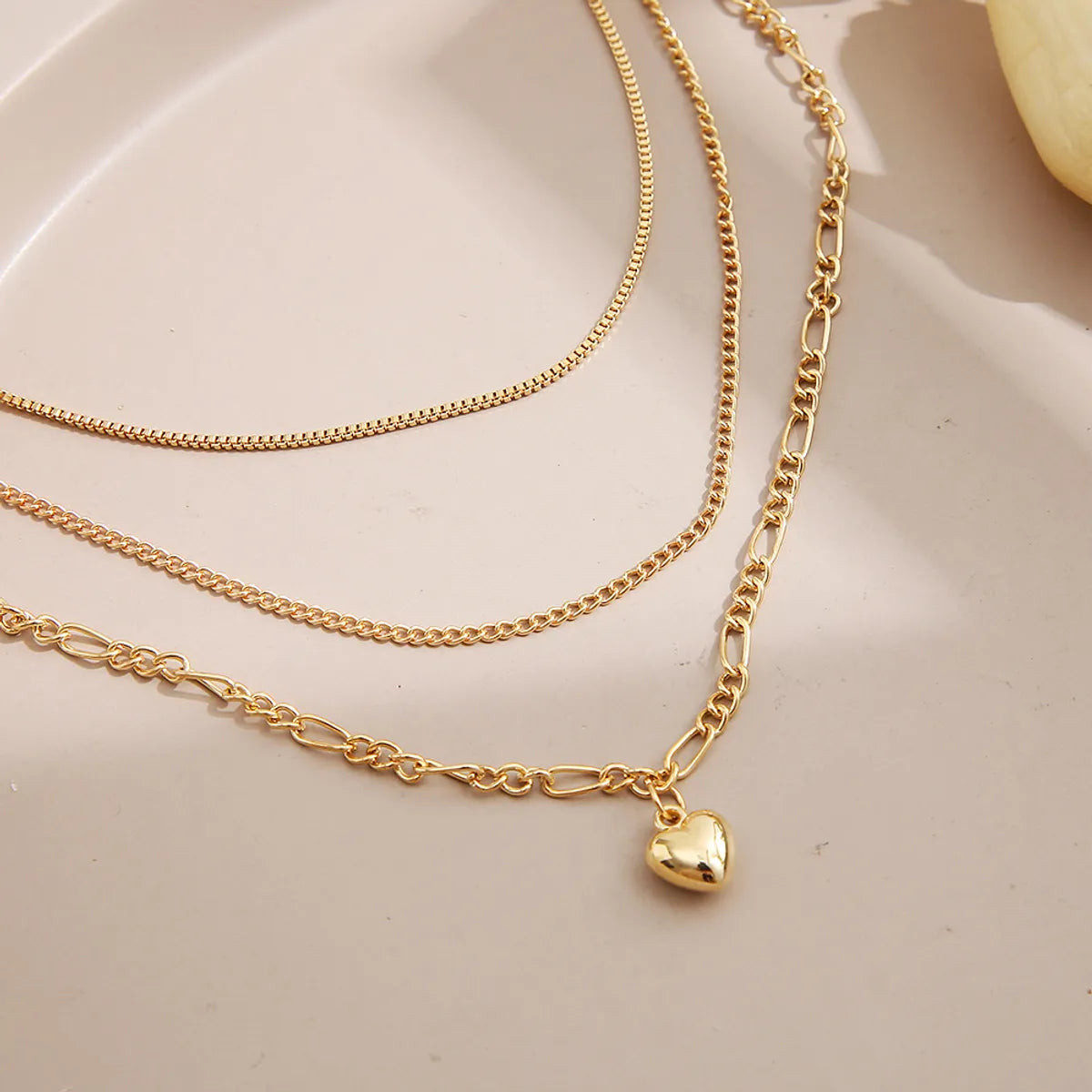 European And American Heart Pendant Multi-layered Clavicle Chain