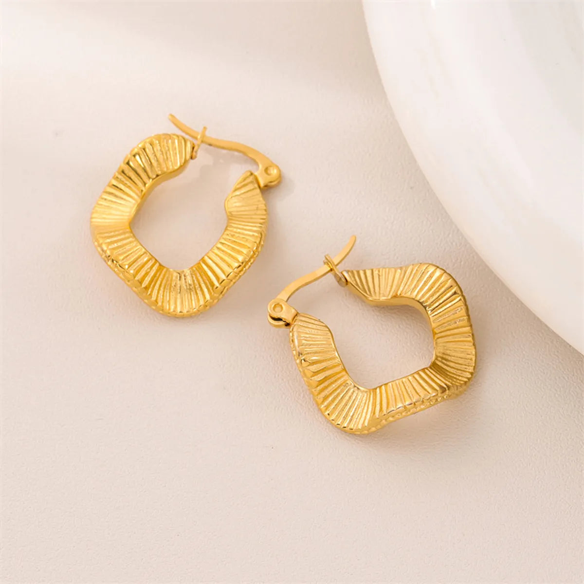 1 Pair Simple Style Roman Style C Shape Irregular Plating Stainless Steel 18k Gold Plated Ear Studs