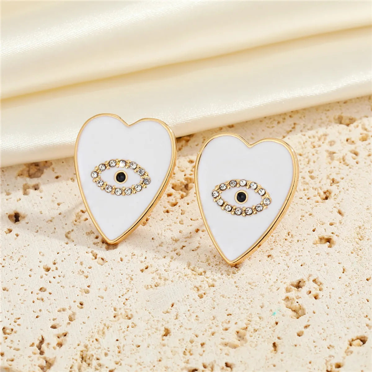 European And American Jewelry Personality Peach Heart-Shaped Eyes Diamond Earrings Creative Earrings