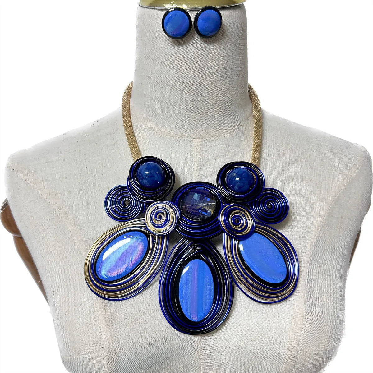 Exaggerated Baroque Style Round Resin Aluminum Inlay Artificial Gemstones Women'S Jewelry Set