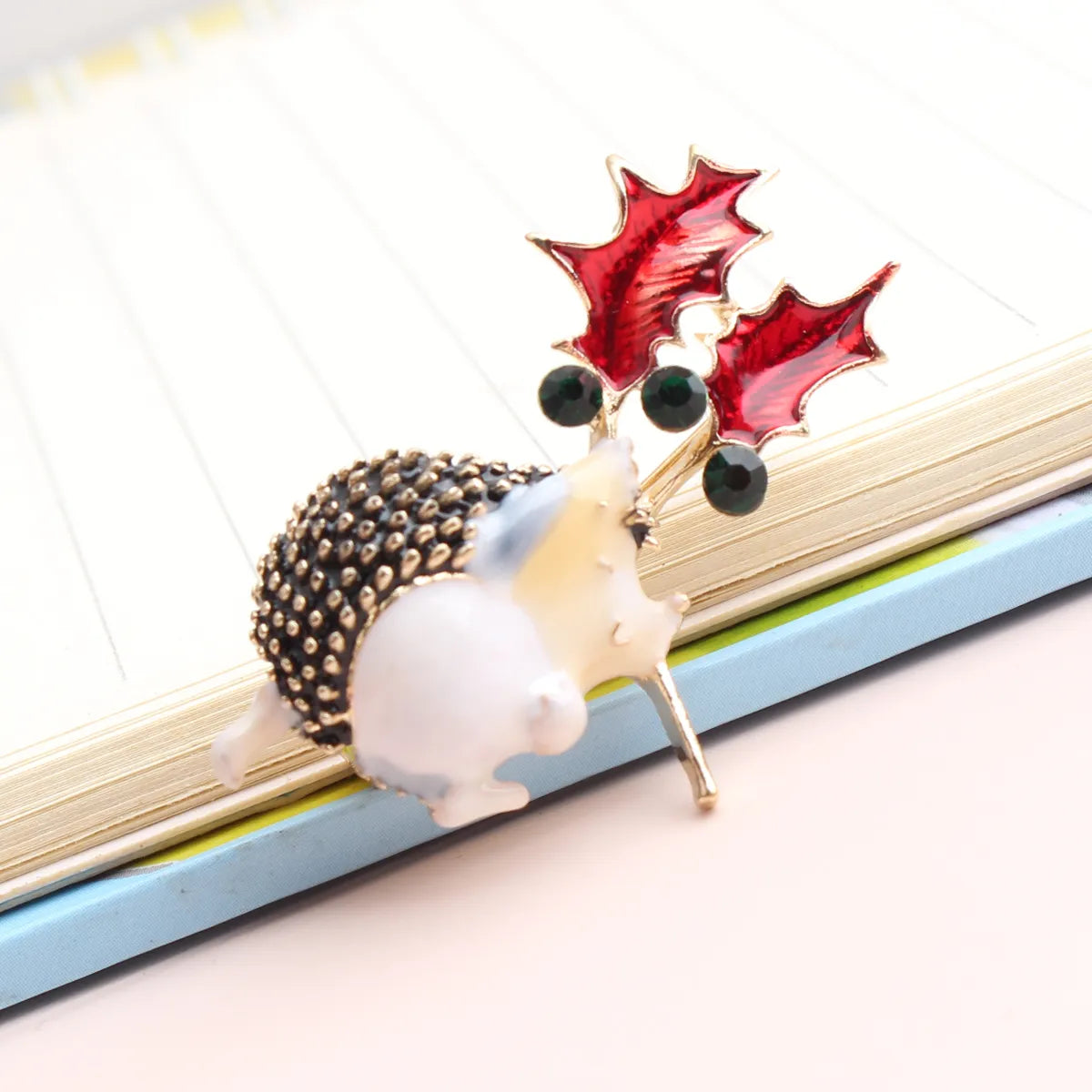 Exaggerated Funny Animal Alloy Unisex Brooches