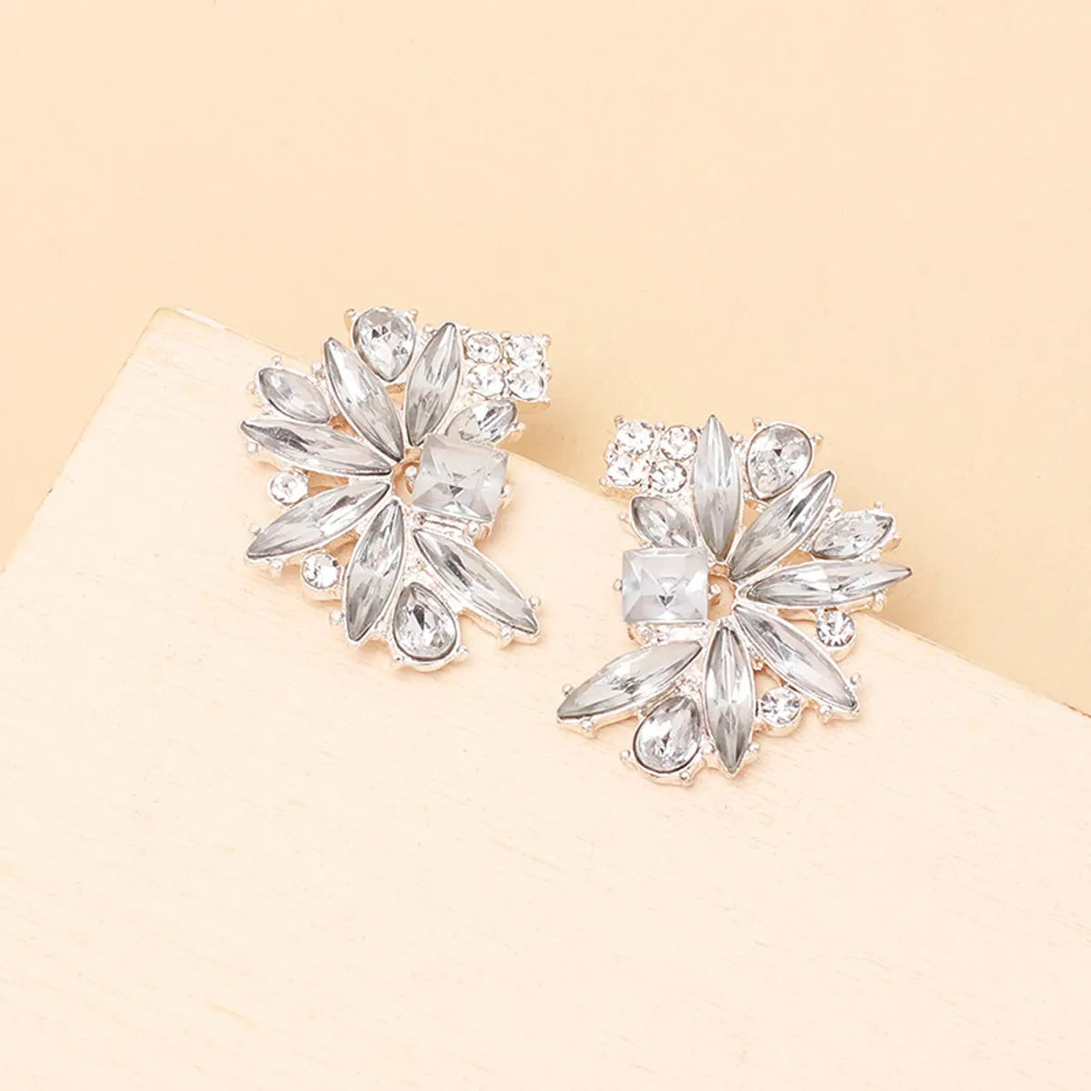 Exaggerated Geometric Fan-Shaped Transparent Rhinestone Earrings