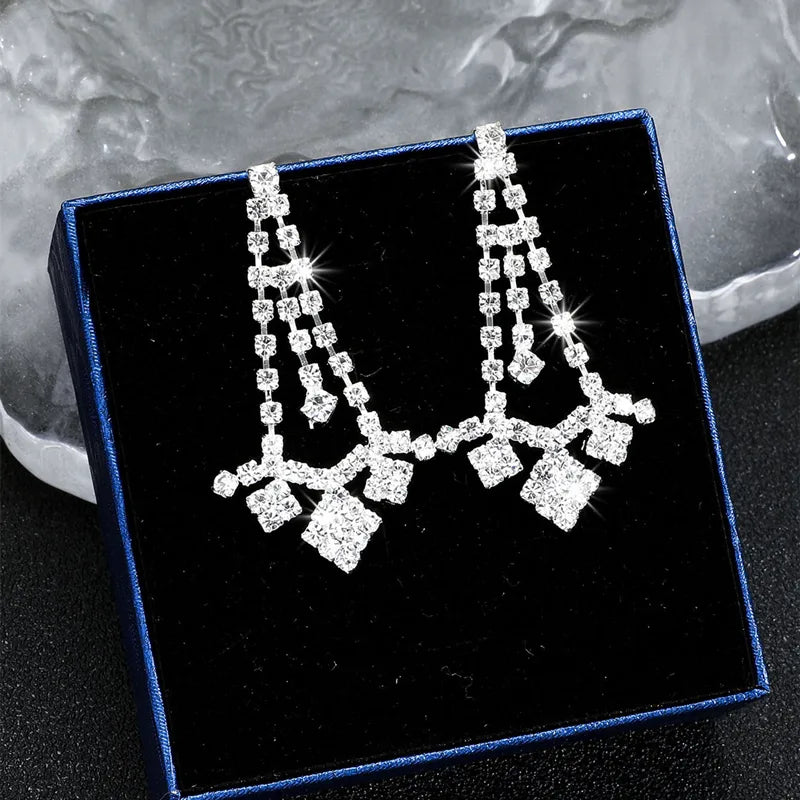 1 Pair Exaggerated Geometric Rhinestone Ear Studs