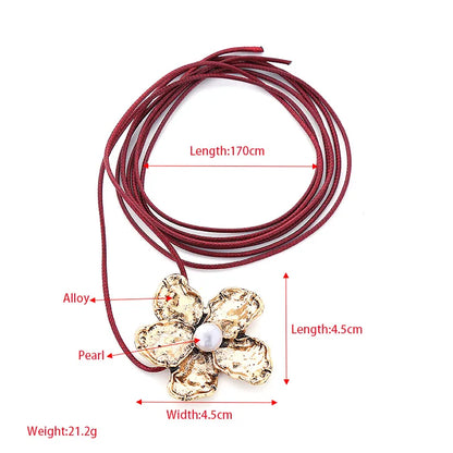 Exaggerated Heart Shape Alloy Copper Wholesale Choker