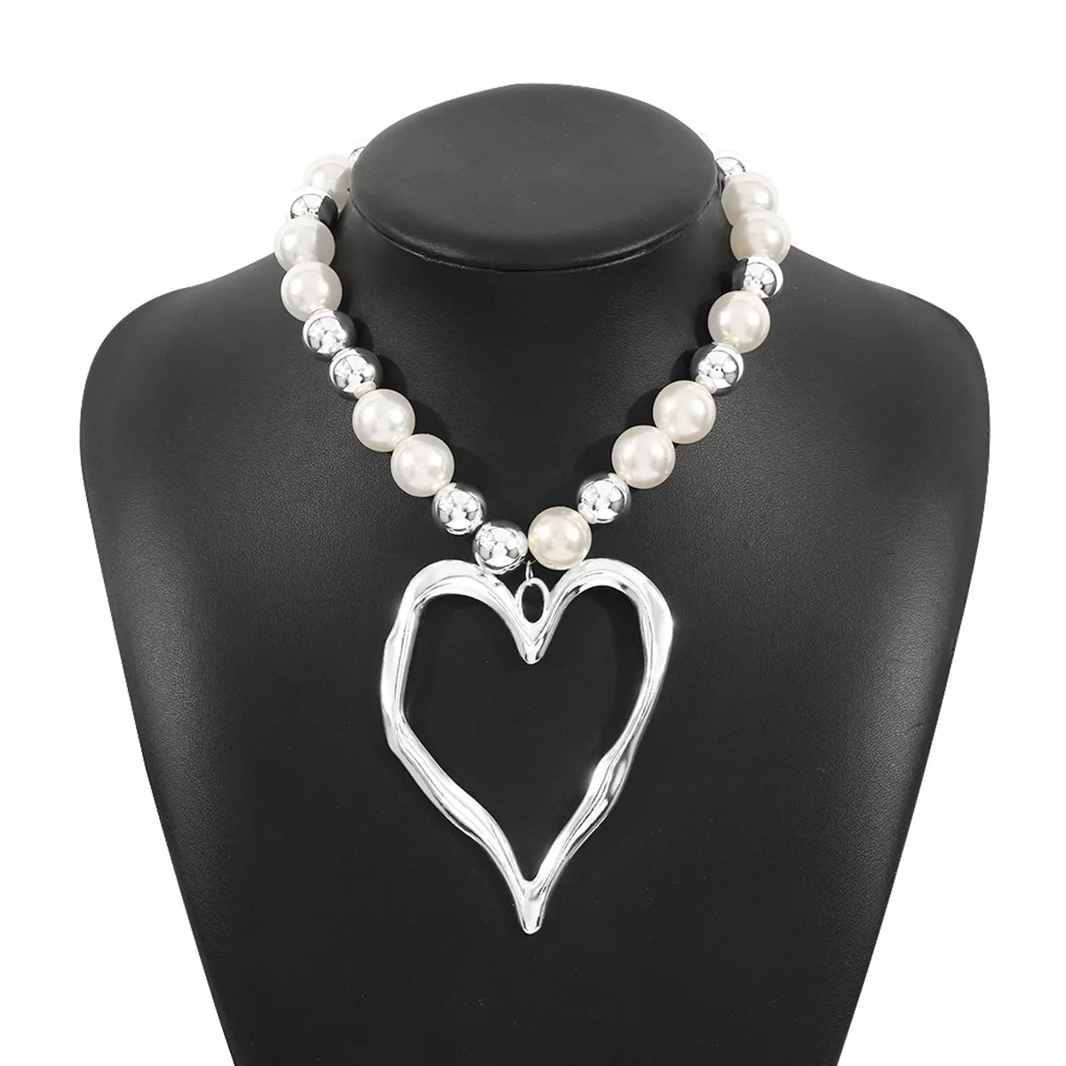 Exaggerated Heart Shape Imitation Pearl Alloy Wholesale Pendant Necklace