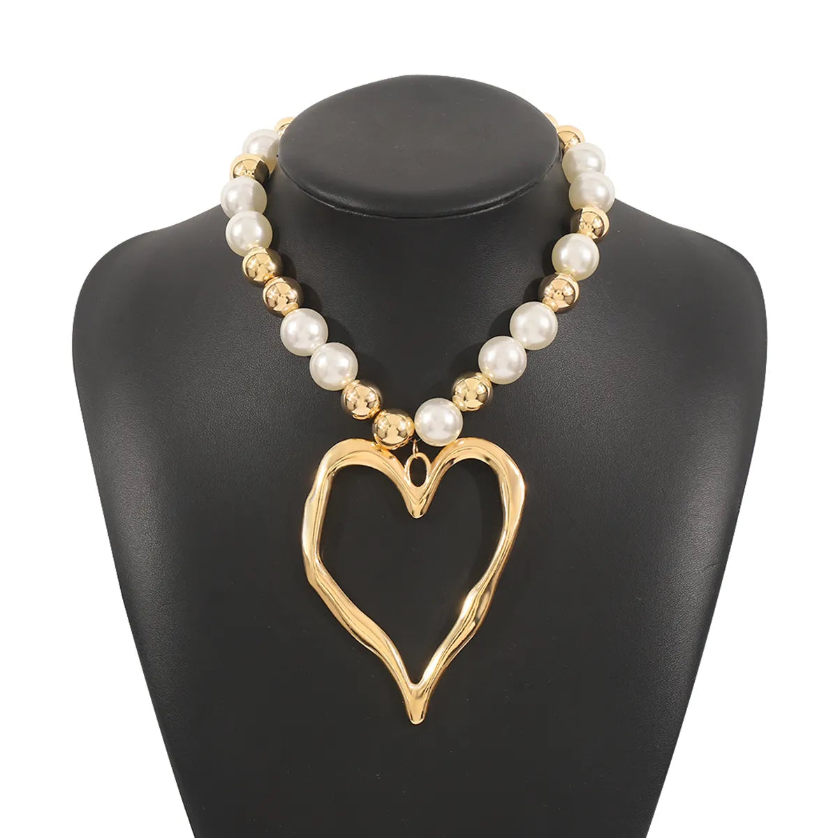 Exaggerated Heart Shape Imitation Pearl Alloy Wholesale Pendant Necklace