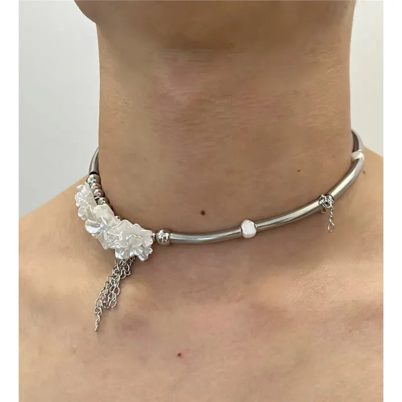 Exaggerated IG Style Flower Alloy Wholesale Choker