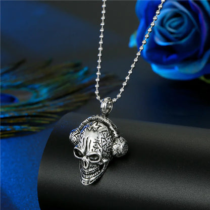 Exaggerated Retro Diamond-Studded Skull Pendant Necklace