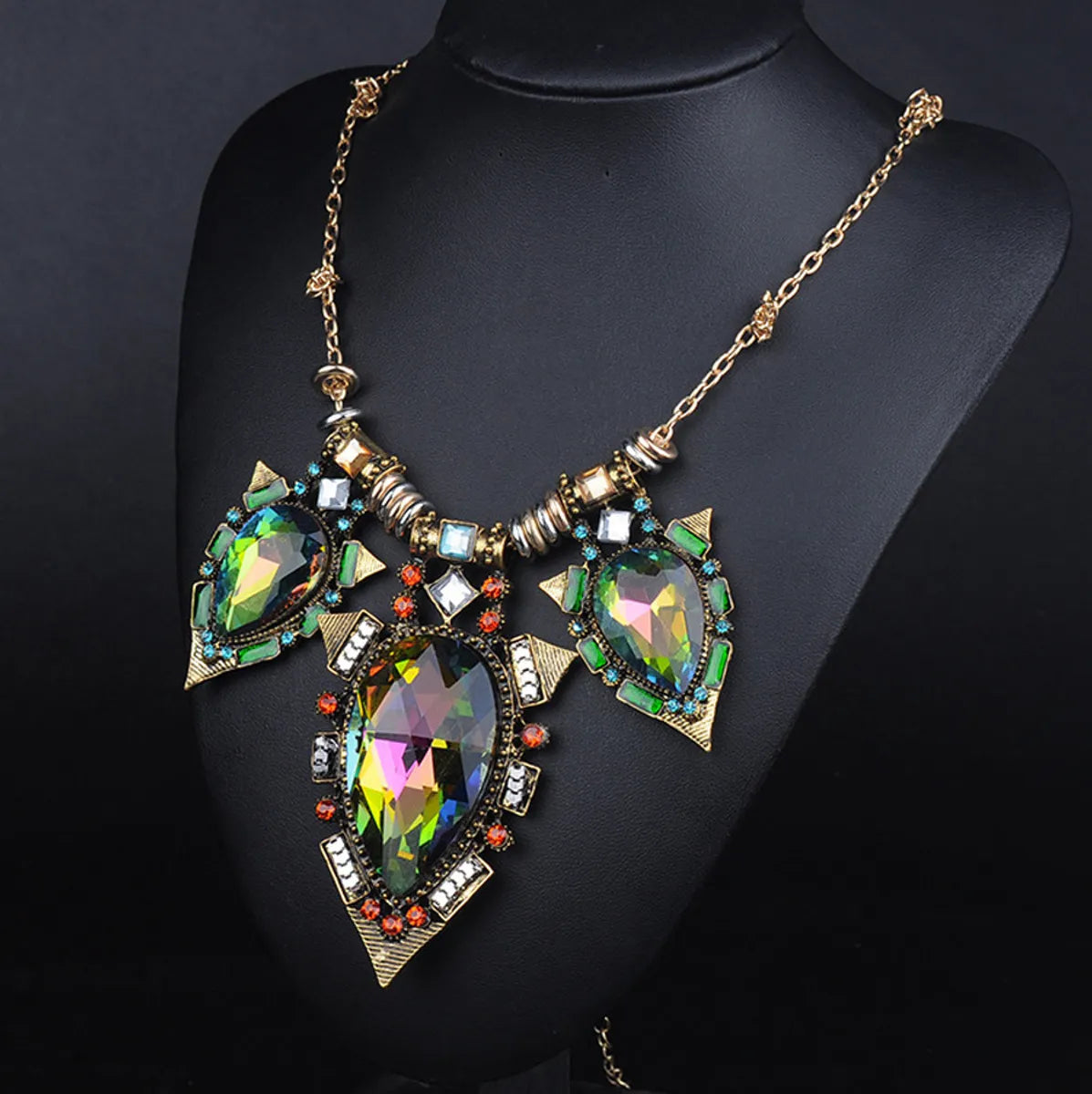 Exquisite Fashion Exaggerated Full Of Diamond Alloy Necklace