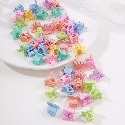 Women'S Fairy Style Cute Sweet Solid Color Plastic Spray Paint Hair Claws