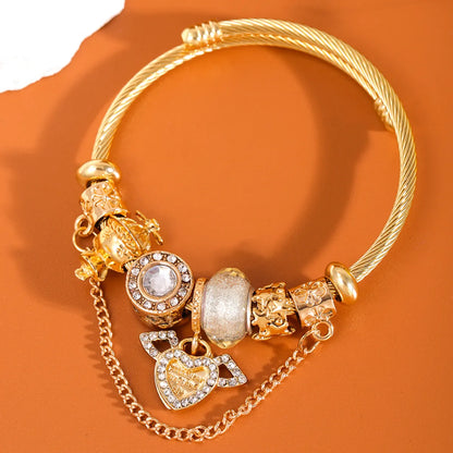 Fairy Style Elegant Lady Heart Shape Alloy Inlay Rhinestones Gold Plated Women'S Bangle