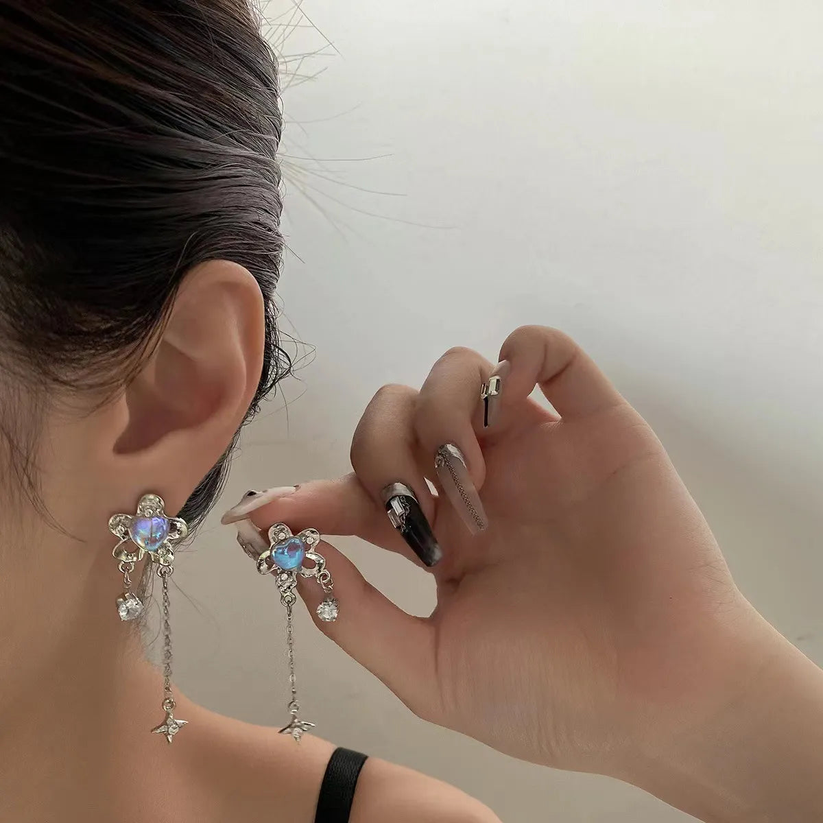 Fairy Style Simple Style Irregular Star Alloy Plating Inlay Moonstone Women'S Drop Earrings