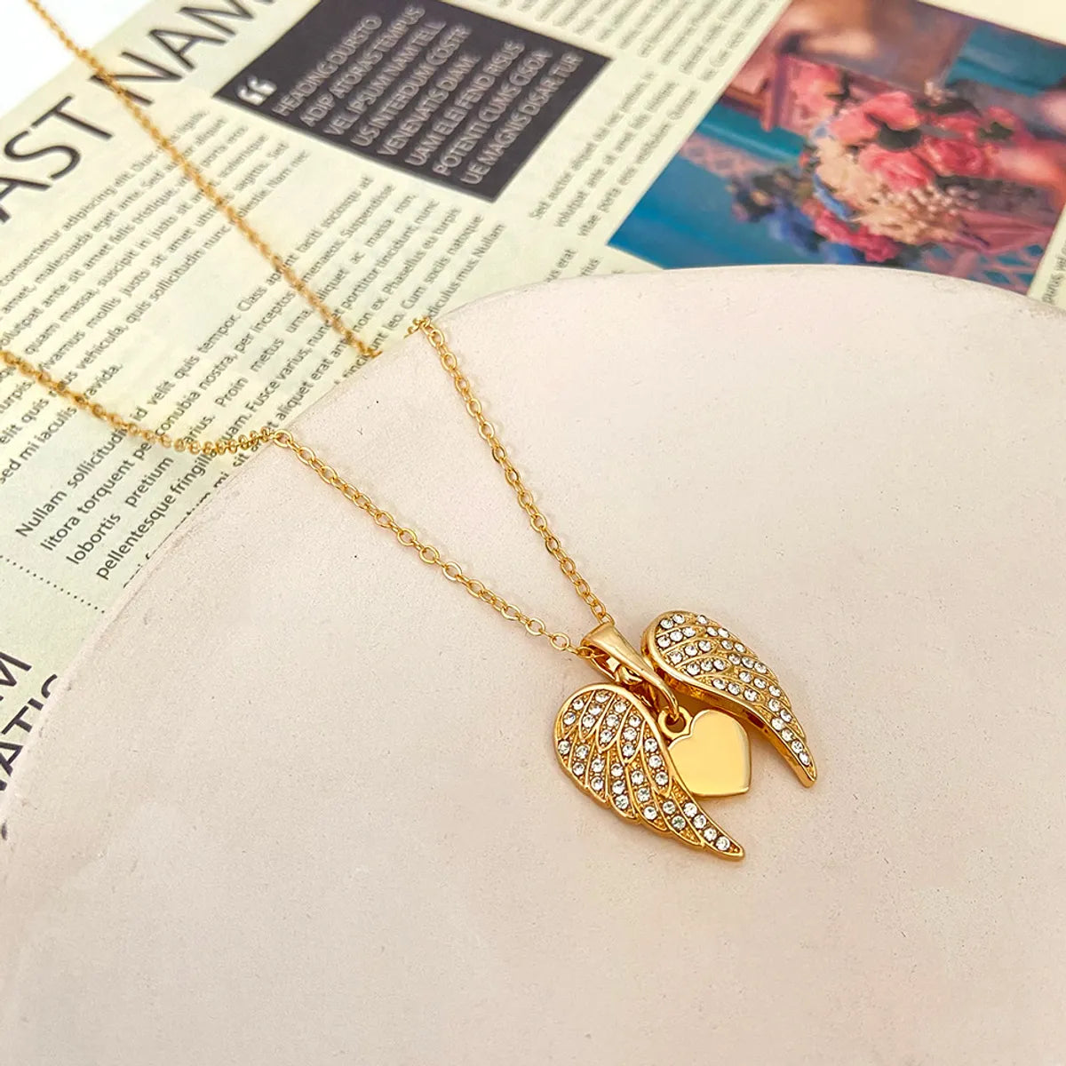 Fashion Heart Alloy Women's Pendant Necklace