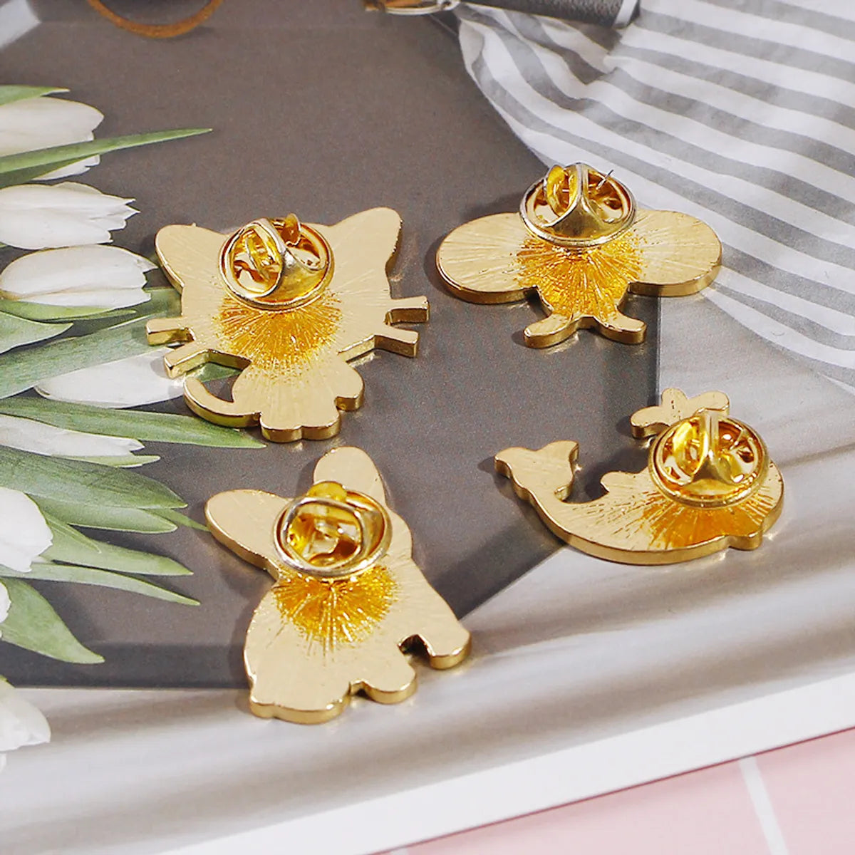 Fashion Animal Alloy Plating Unisex Brooches