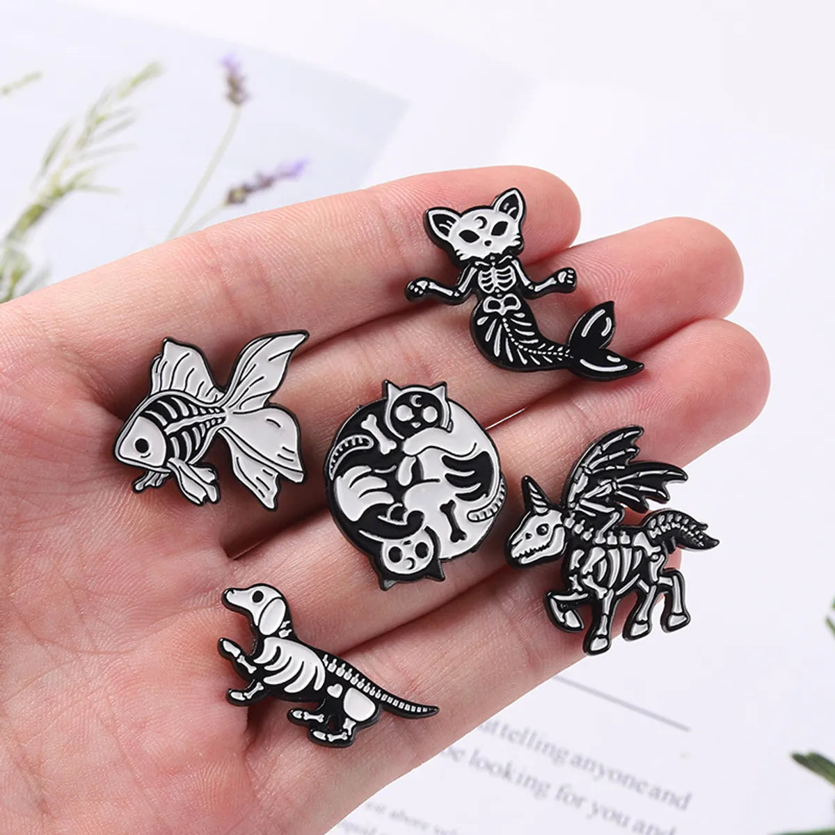 Fashion Animal Skull Alloy Stoving Varnish Unisex Brooches