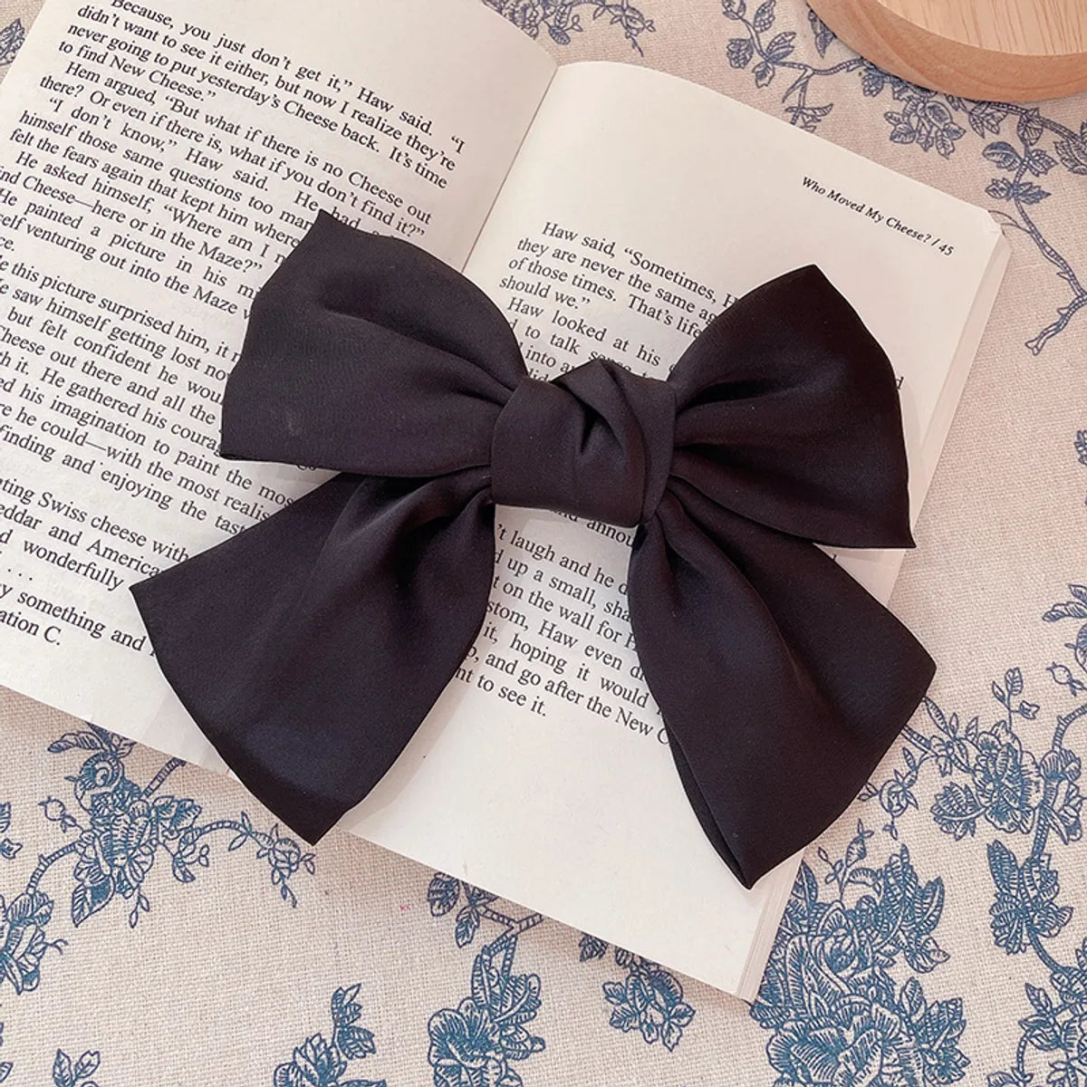 Fashion Bow Knot Cloth Pleated Hair Clip 1 Piece