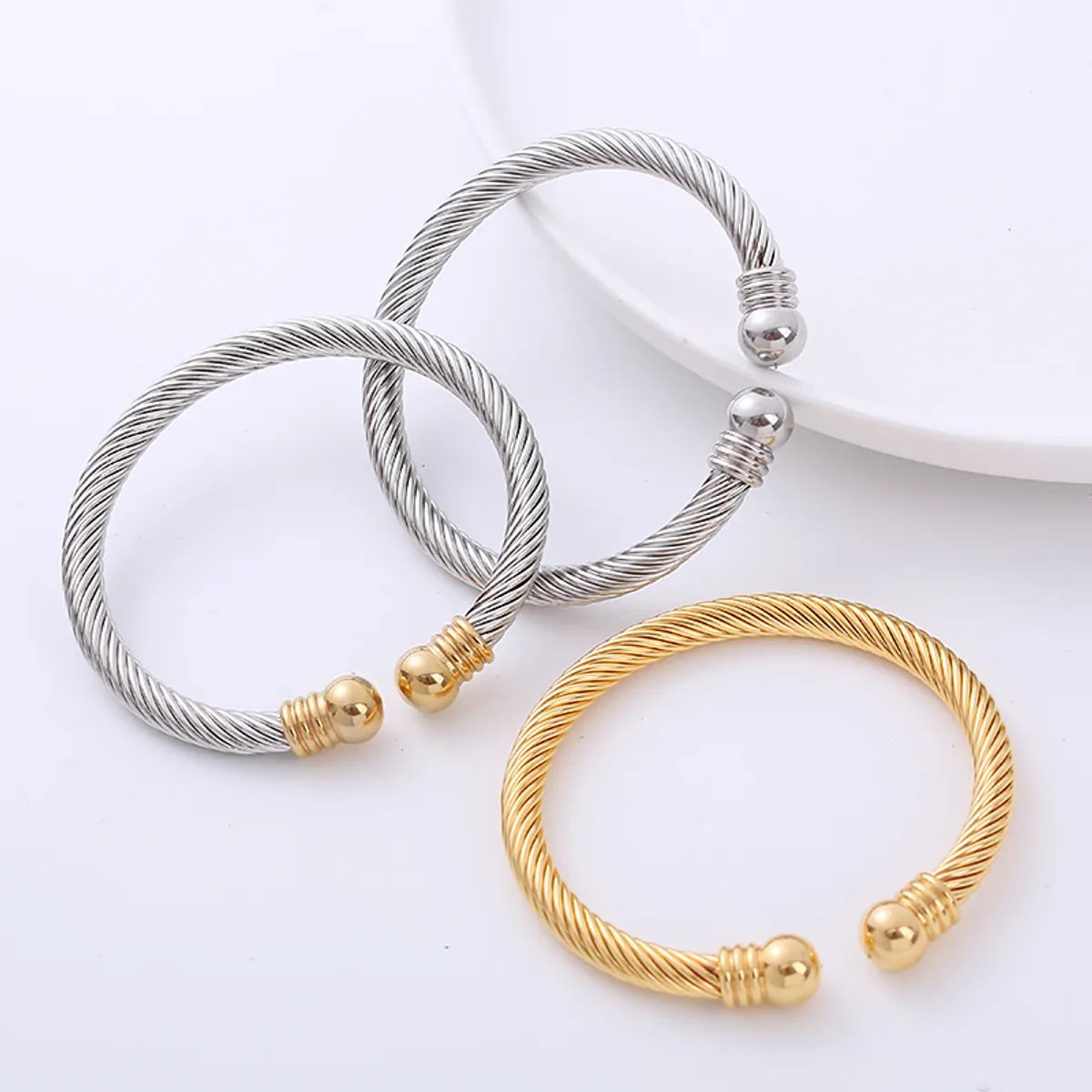 Fashion Bulb Stainless Steel Bangle 1 Piece