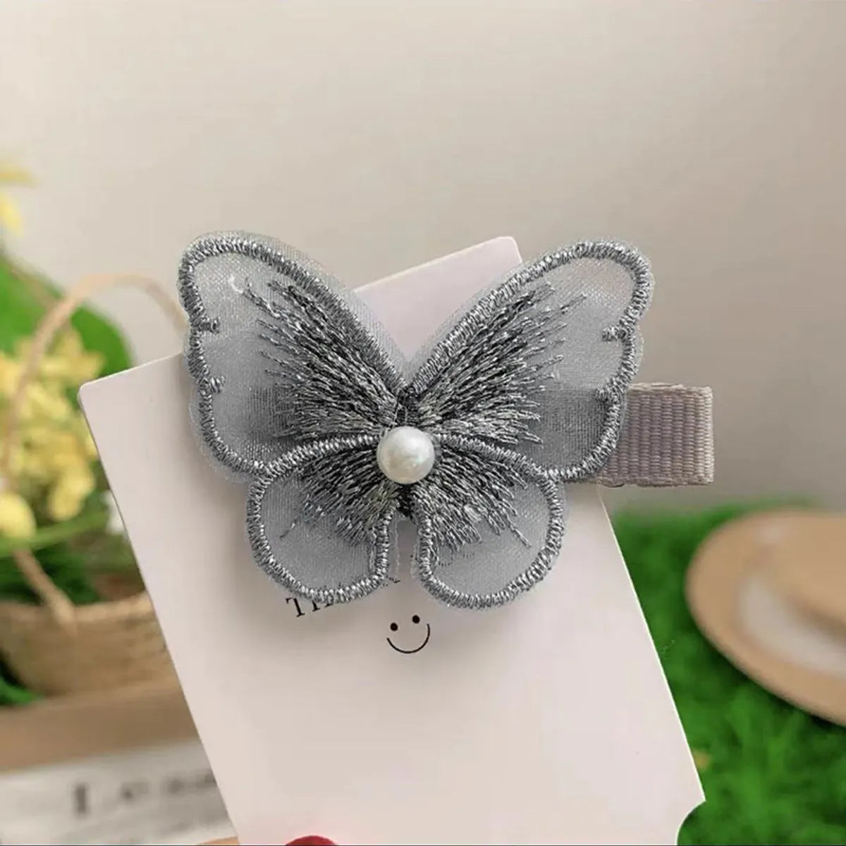 Fashion Butterfly Imitation Pearl Cloth Embroidery Hair Clip 1 Piece