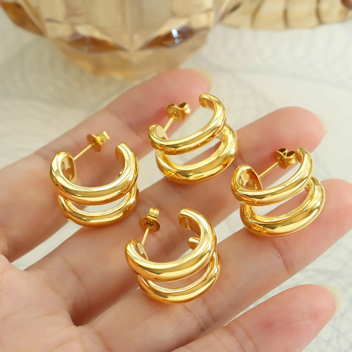 1 Pair Fashion C Shape Plating Titanium Steel Earrings