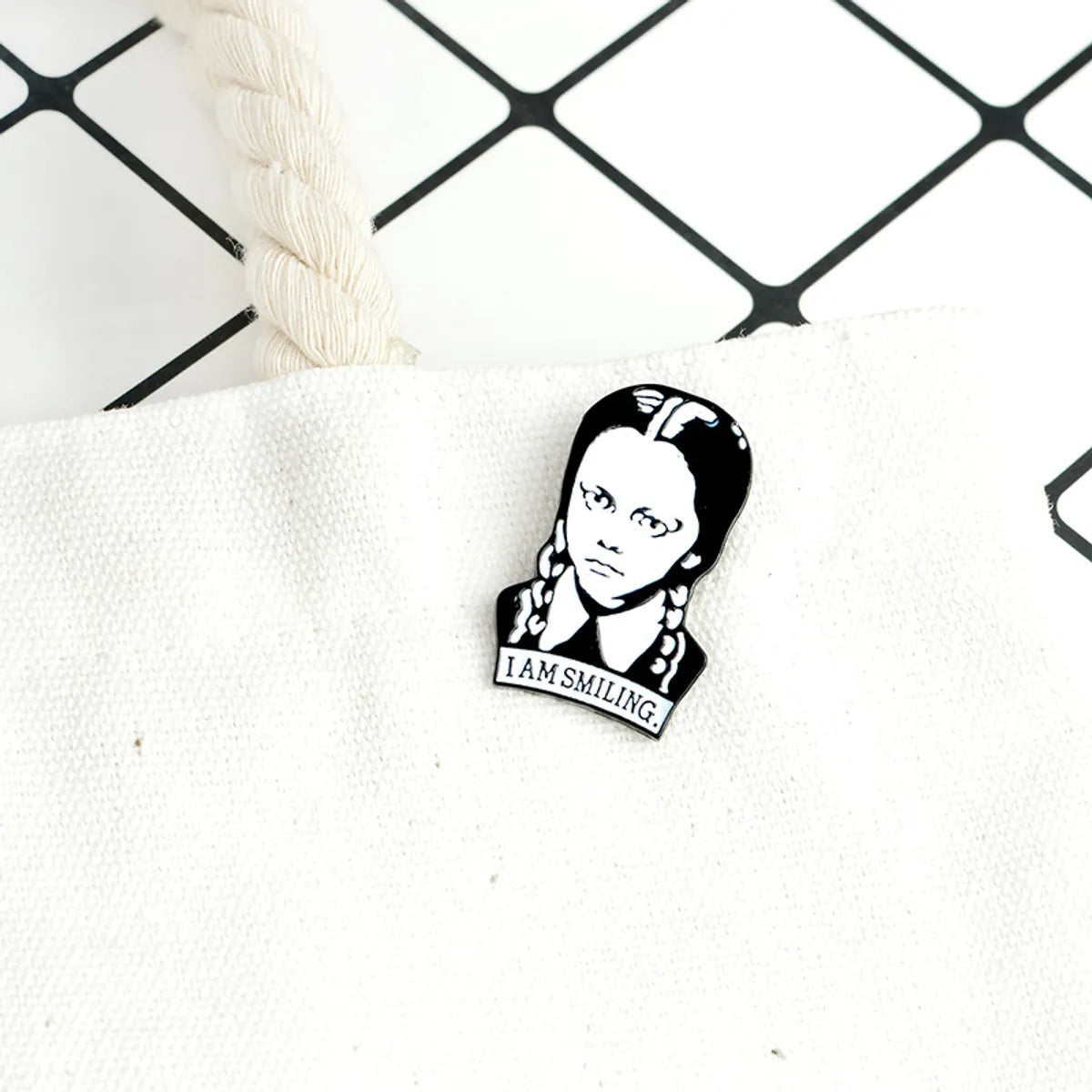 Fashion Cartoon Alloy Stoving Varnish Unisex Brooches