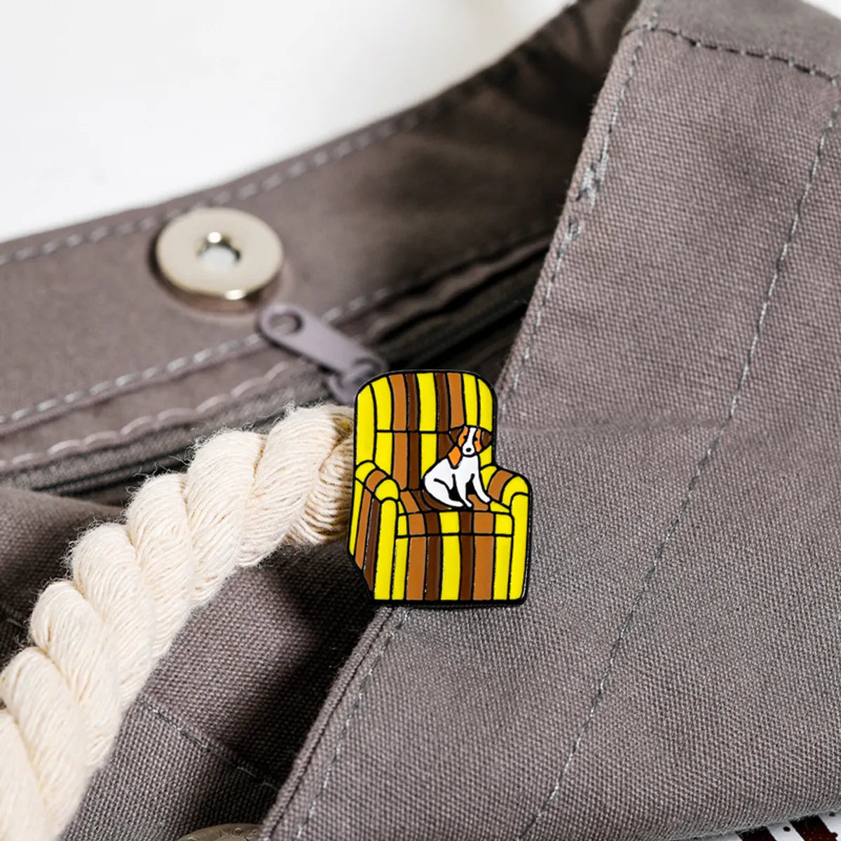 Fashion Cartoon Character Alloy Stoving Varnish Unisex Brooches