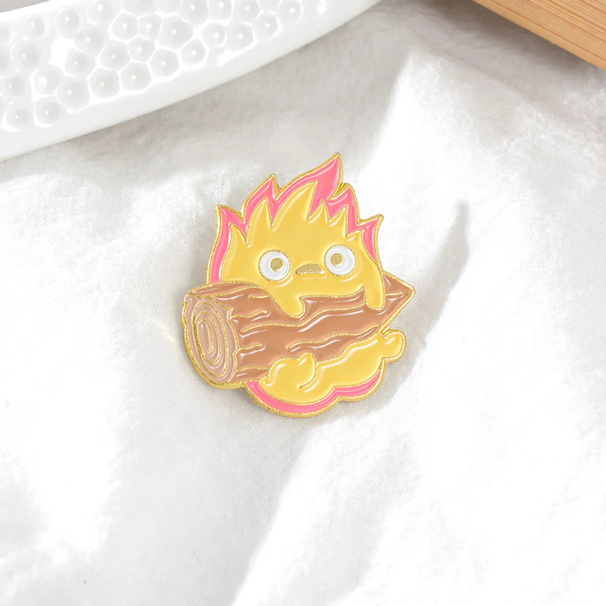 Fashion Cartoon Character Flame Alloy Stoving Varnish Unisex Brooches