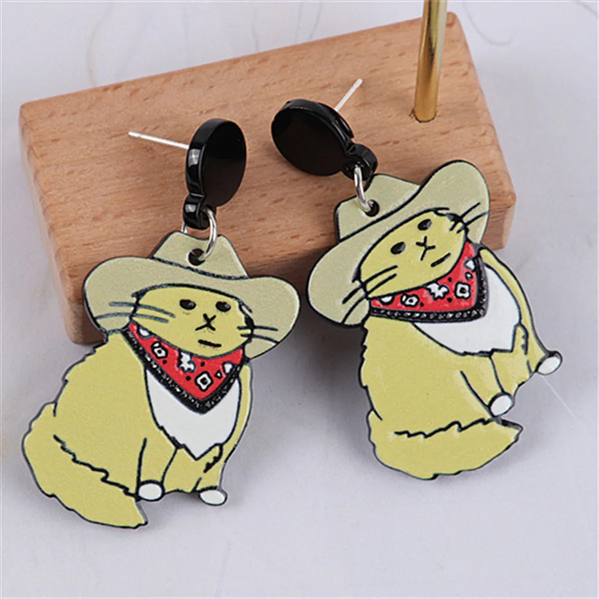 1 Pair Fashion Cat Arylic Drop Earrings