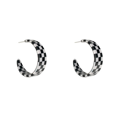 Fashion Checkerboard Black And White C-shaped Earring Wholesale Gooddiy