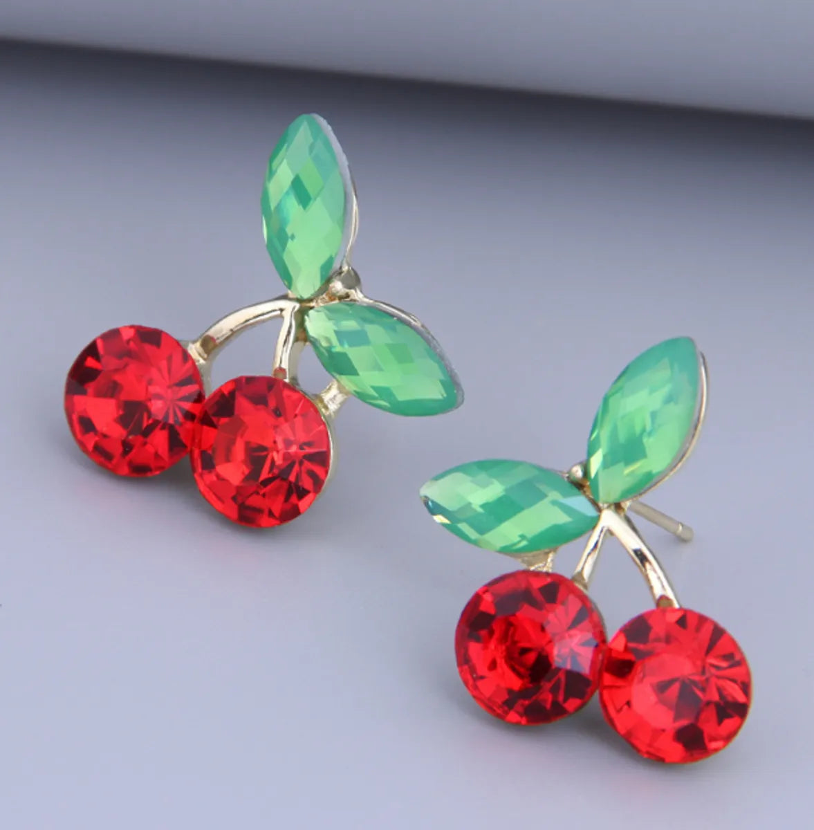 Fashion Cherry Alloy Inlay Artificial Rhinestones Ear Studs