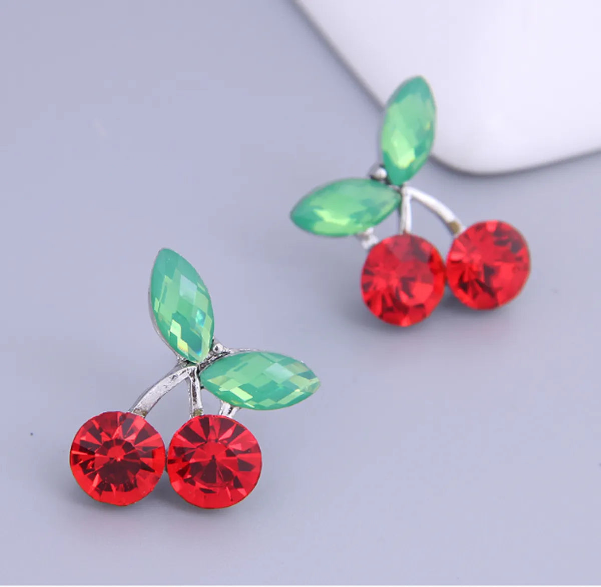 Fashion Cherry Alloy Inlay Artificial Rhinestones Ear Studs