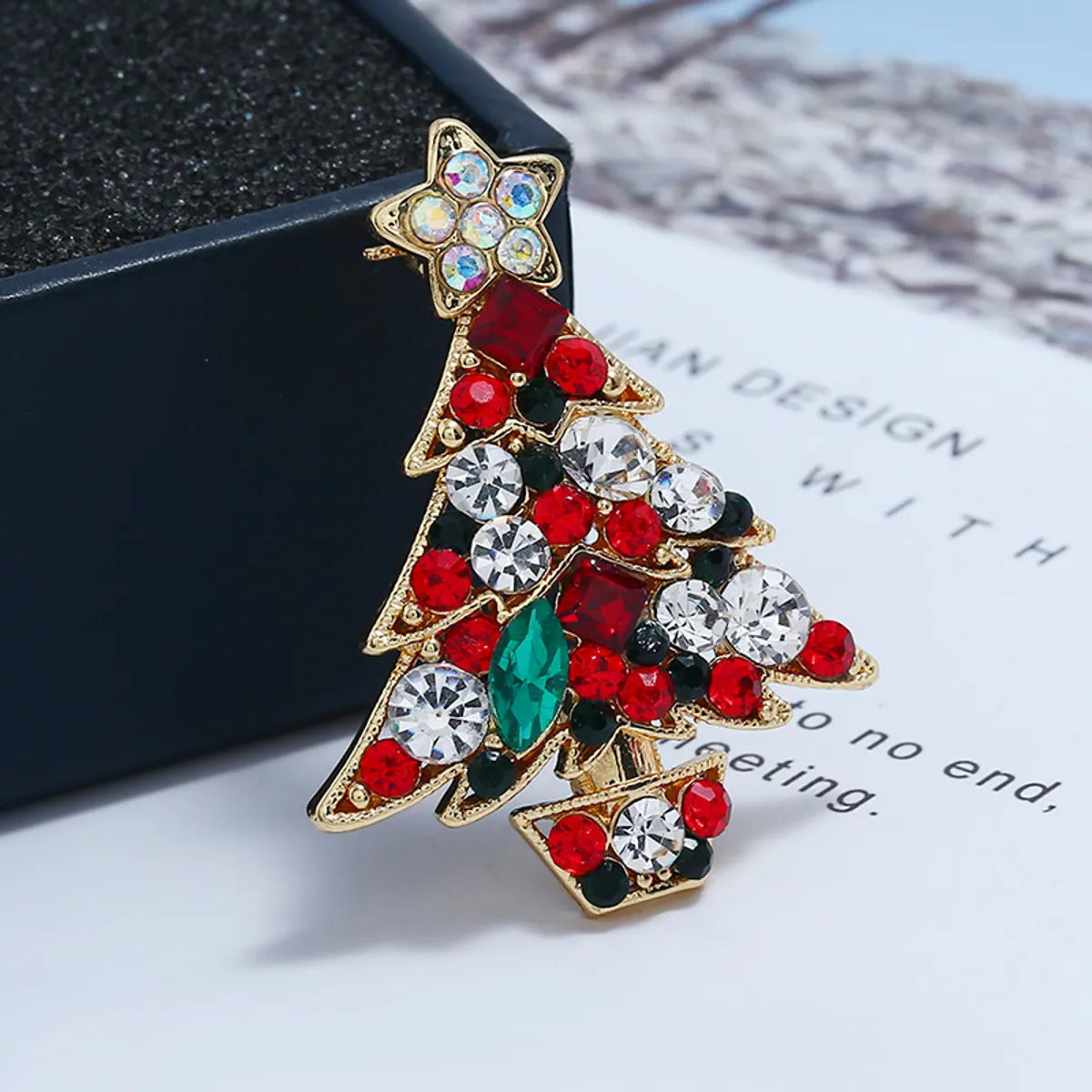 Fashion Christmas Tree Alloy Inlay Rhinestones Women'S Brooches