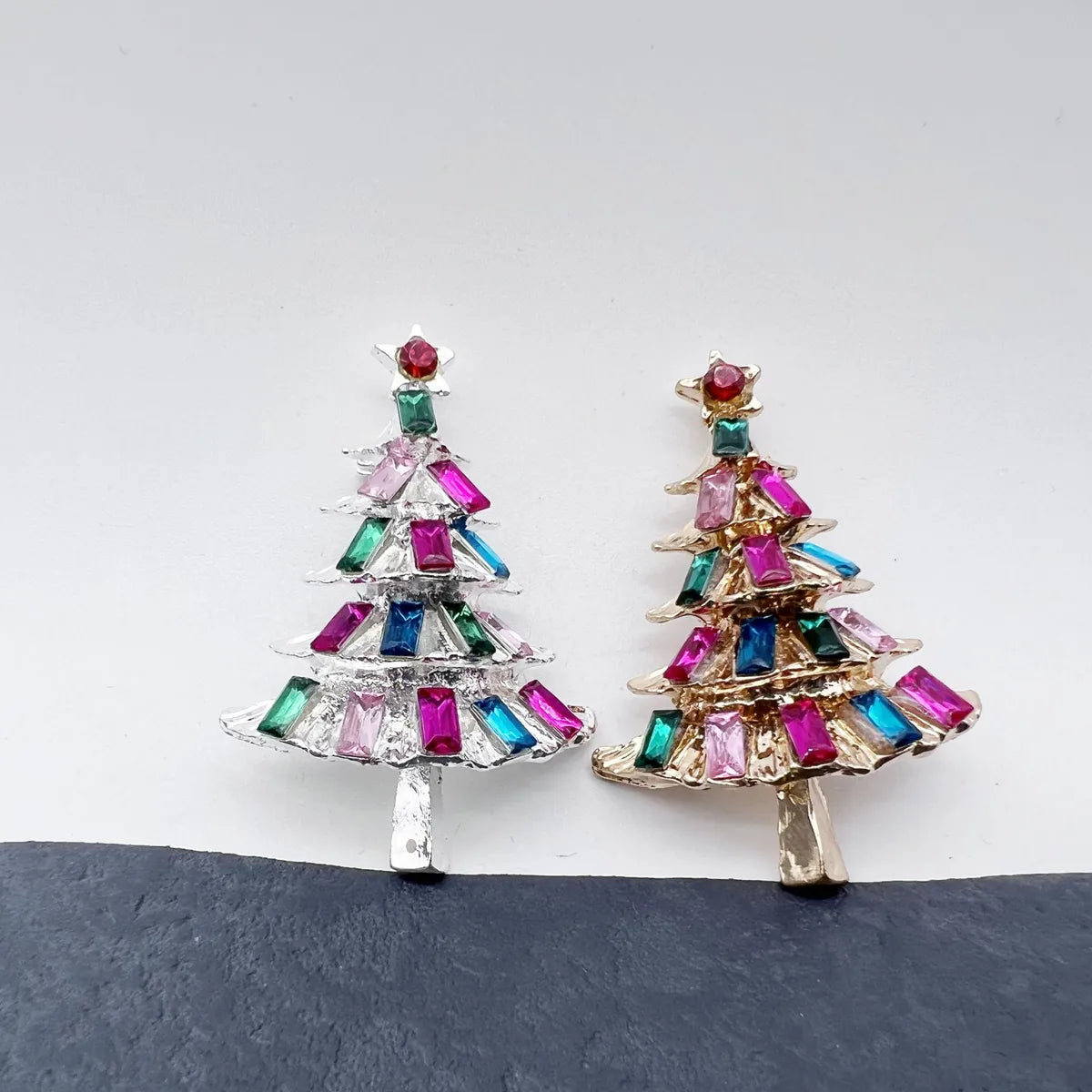 Fashion Christmas Tree Alloy Plating Rhinestones Unisex Brooches