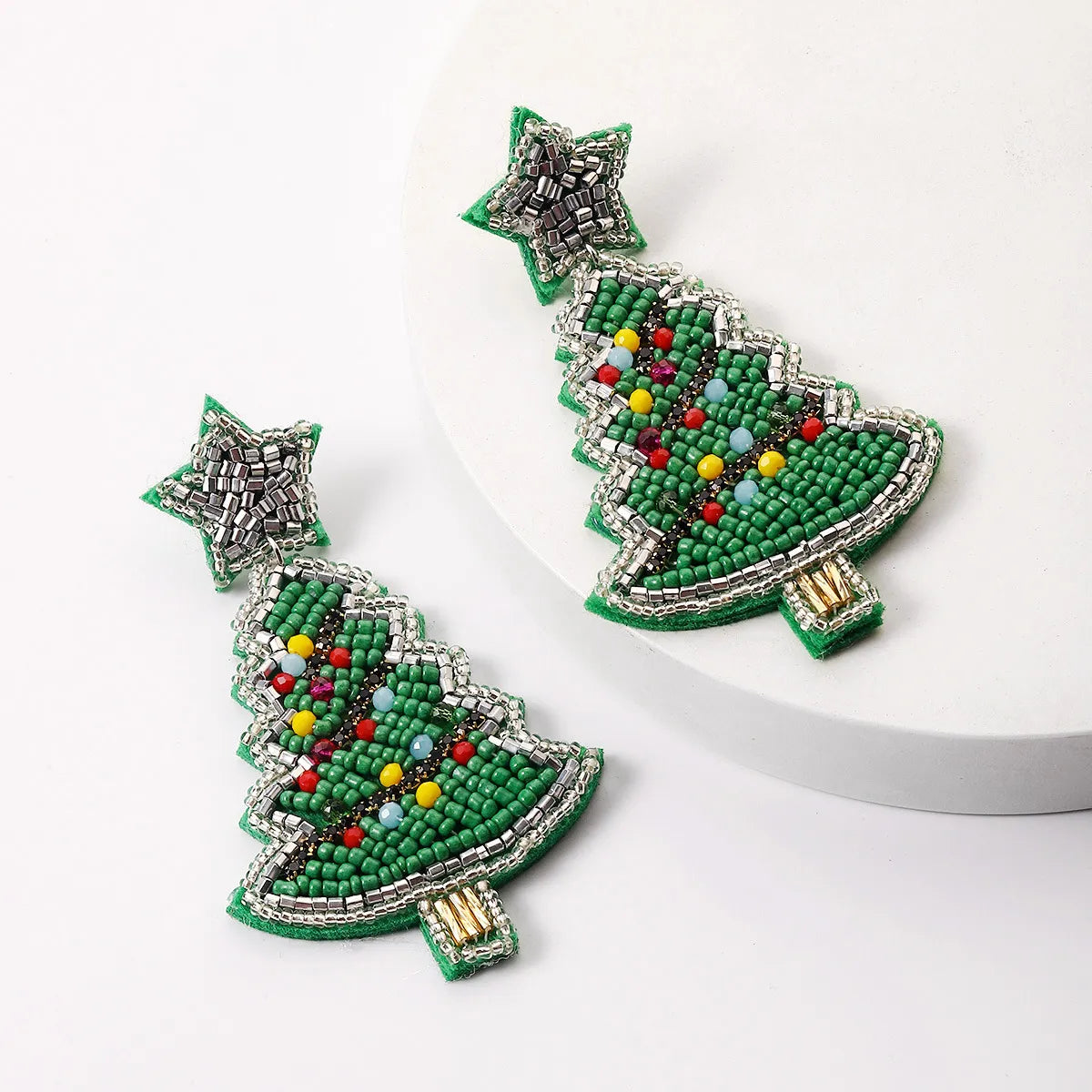 1 Pair Fashion Christmas Tree Braid Plastic Beads Drop Earrings