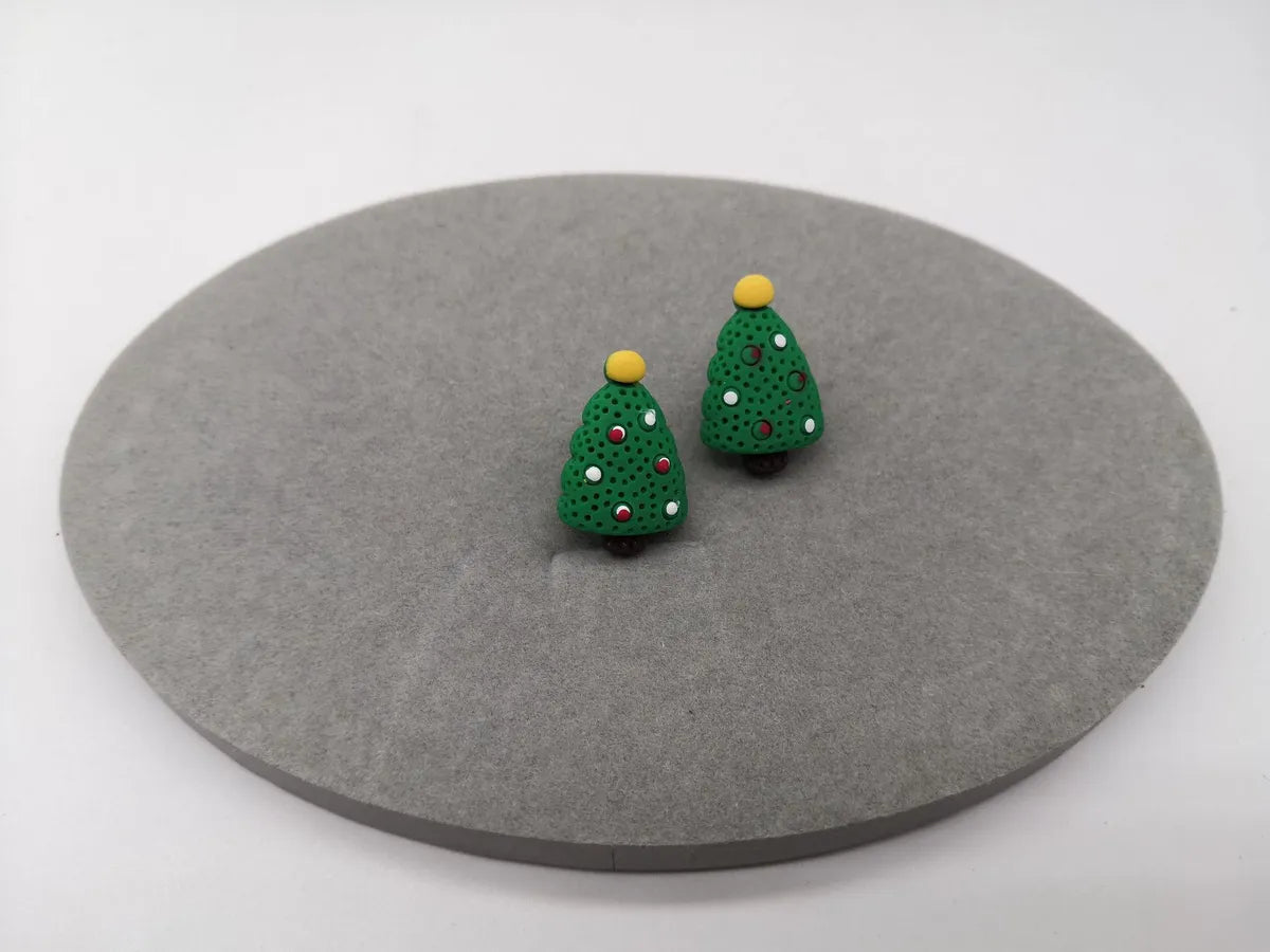 Fashion Christmas Tree Santa Claus Snowman Resin Women'S Ear Studs 1 Pair