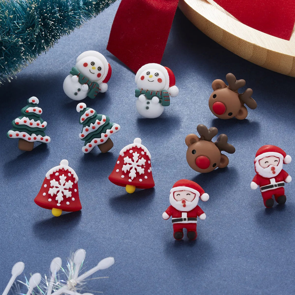 1 Pair Fashion Christmas Tree Santa Claus Snowman Epoxy Soft Clay Ear Studs