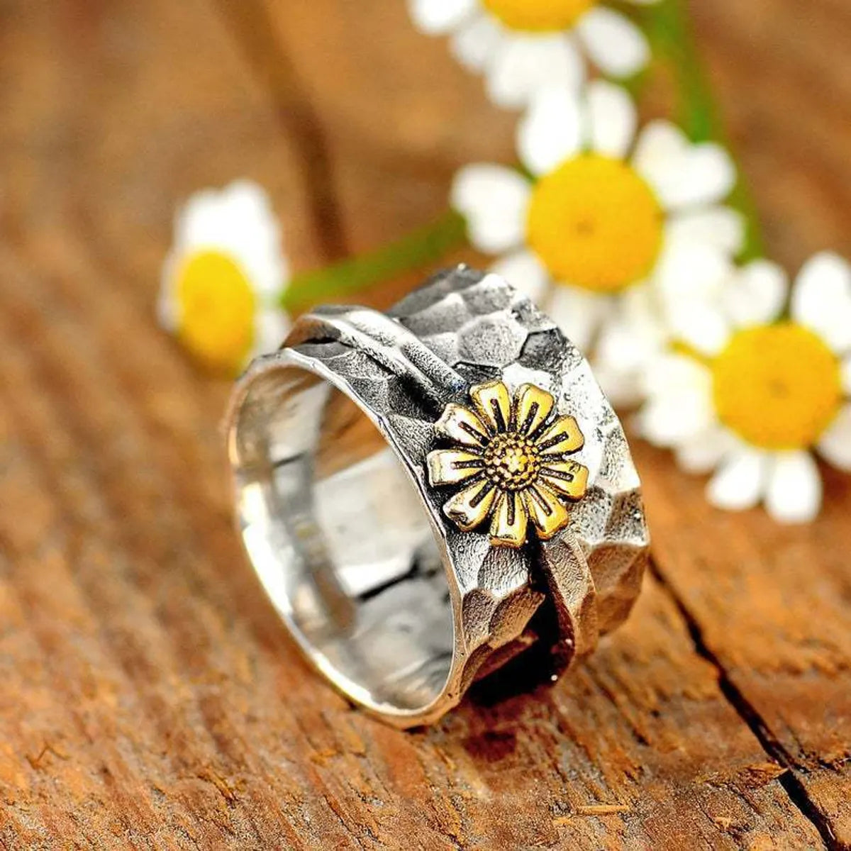 Fashion Chrysanthemum Metal Plating Metal Women's Rings